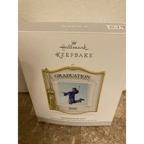 Hallmark Keepsake Graduation Day Photo Frame Porcelain Fabric Ornament 2016 NEW - Picture 4 of 6
